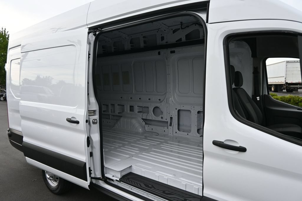 New 2026 Ford Transit 350 148 High Roof AWD image 29