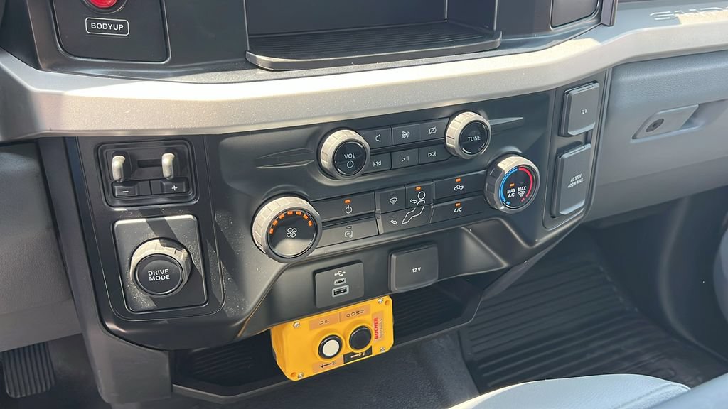 New 2024 Ford F450 XL w/ XL Chrome Package RWD image 14