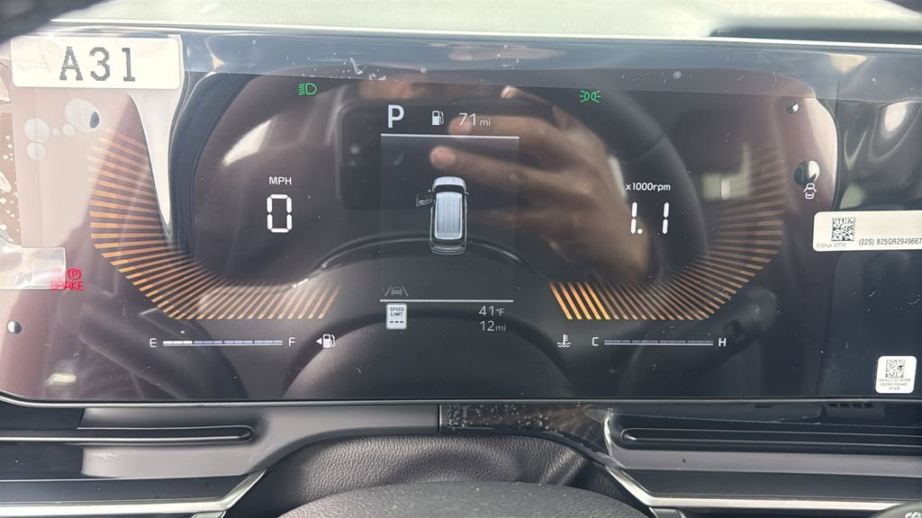 New 2026 Kia Carnival FWD image 21