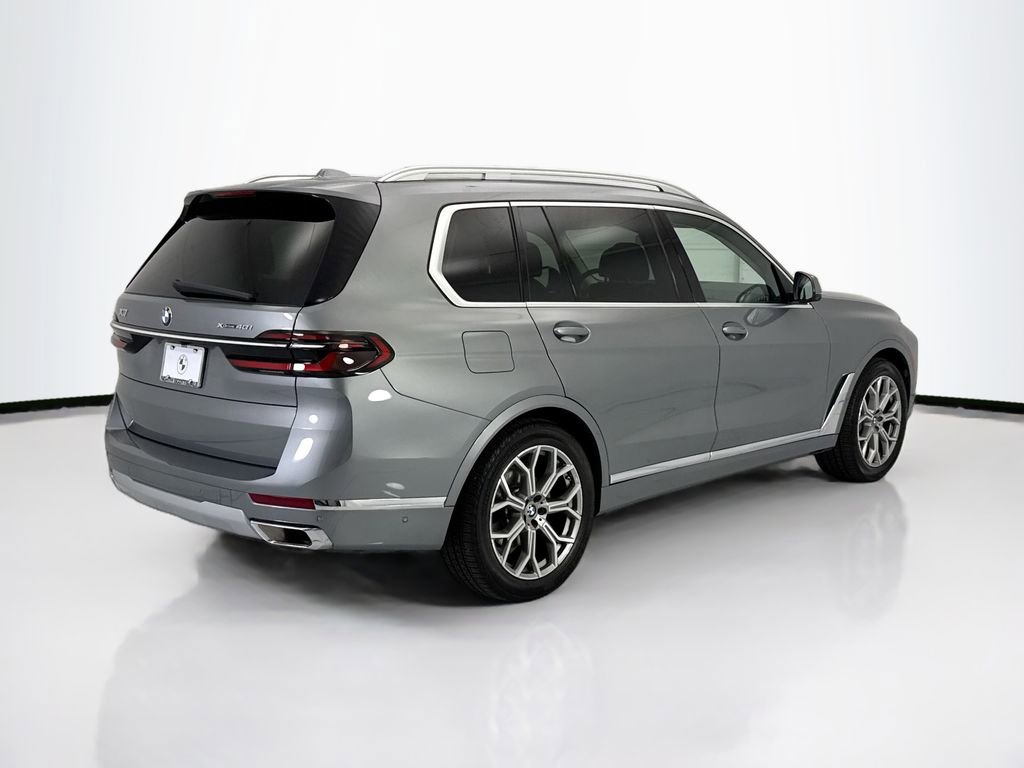 Used 2026 BMW X7 xDrive40i w/ Premium Package AWD/4WD image 5