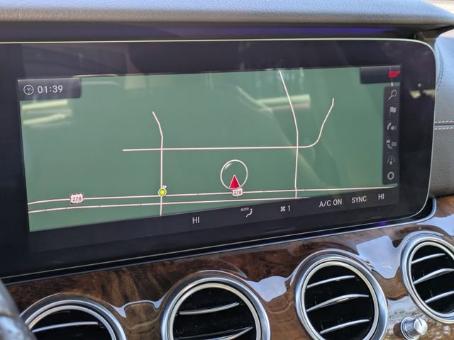 Used 2018 Mercedes-Benz E 400 4MATIC Sedan image 22