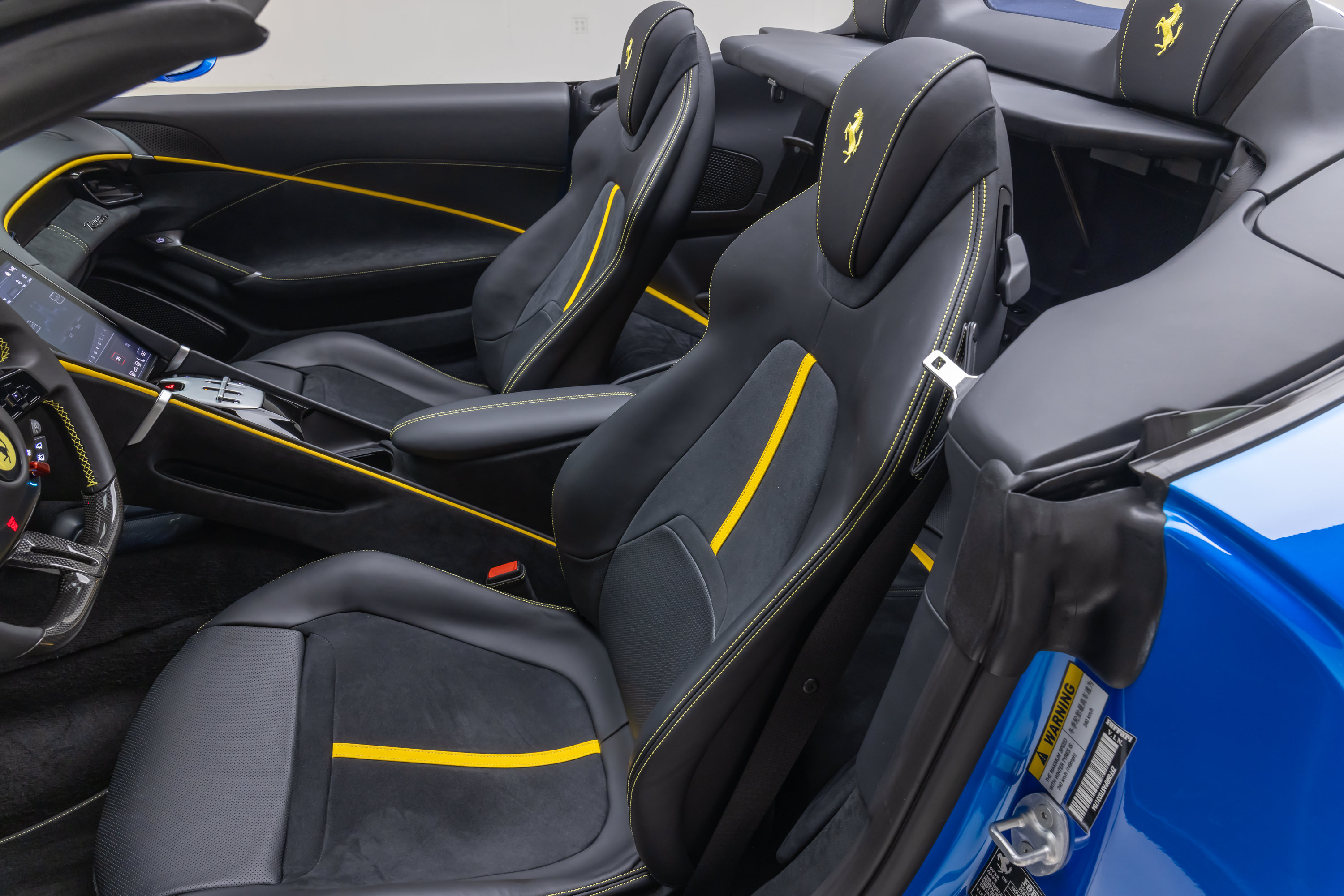 Used 2026 Ferrari Roma Spider RWD image 44