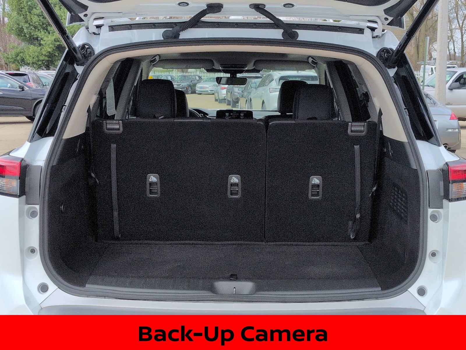 Certified 2025 Nissan Pathfinder SL w/ SL Premium Package image 9