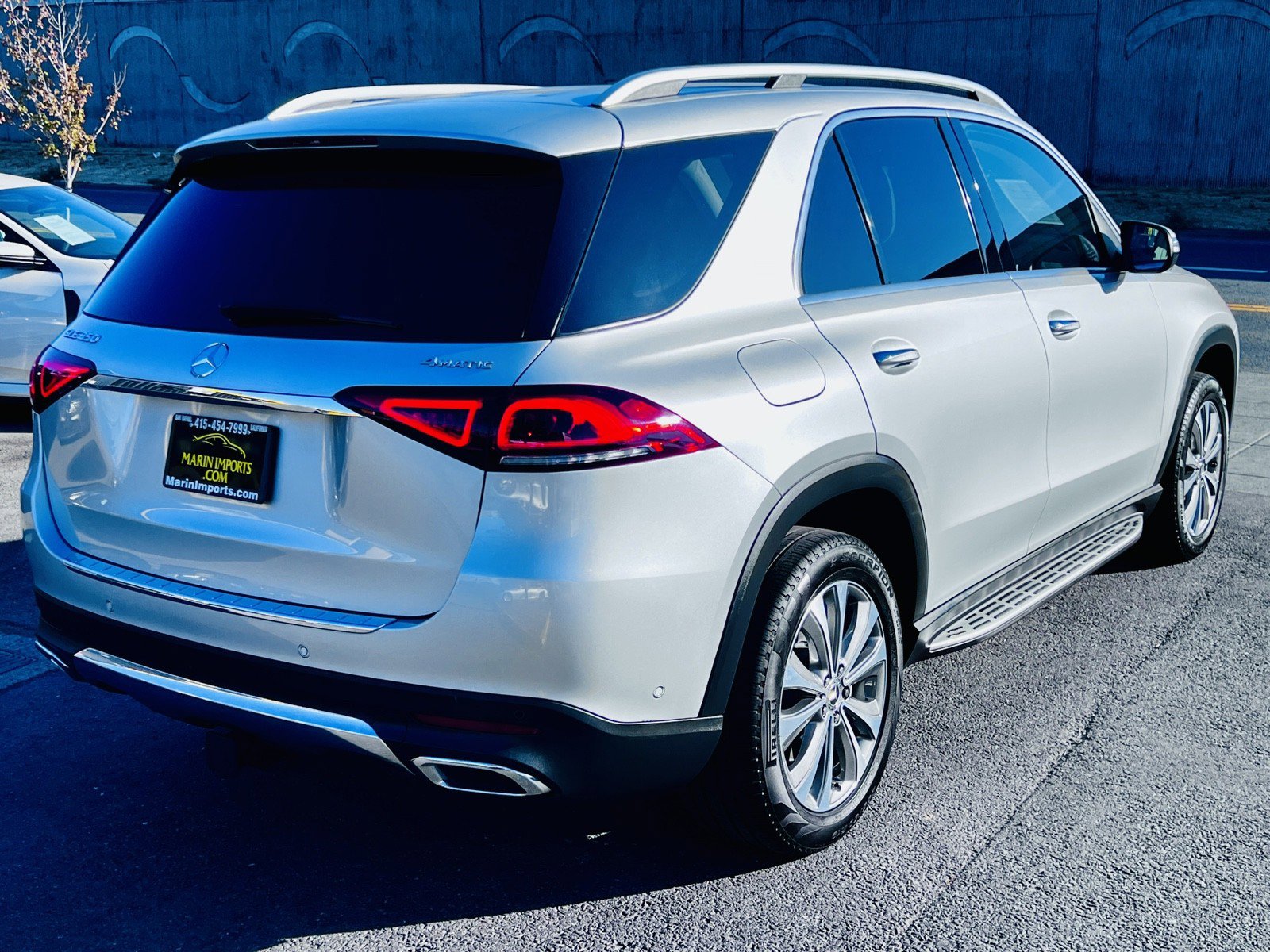 Used 2021 Mercedes-Benz GLE 350 4MATIC w/ 3rd Row Seat Package image 5