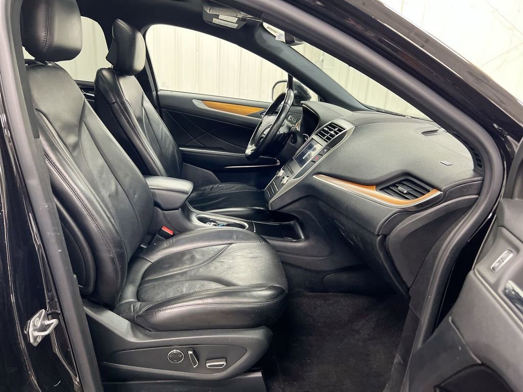Used 2019 Lincoln MKC Reserve w/ MKC Climate Package image 23