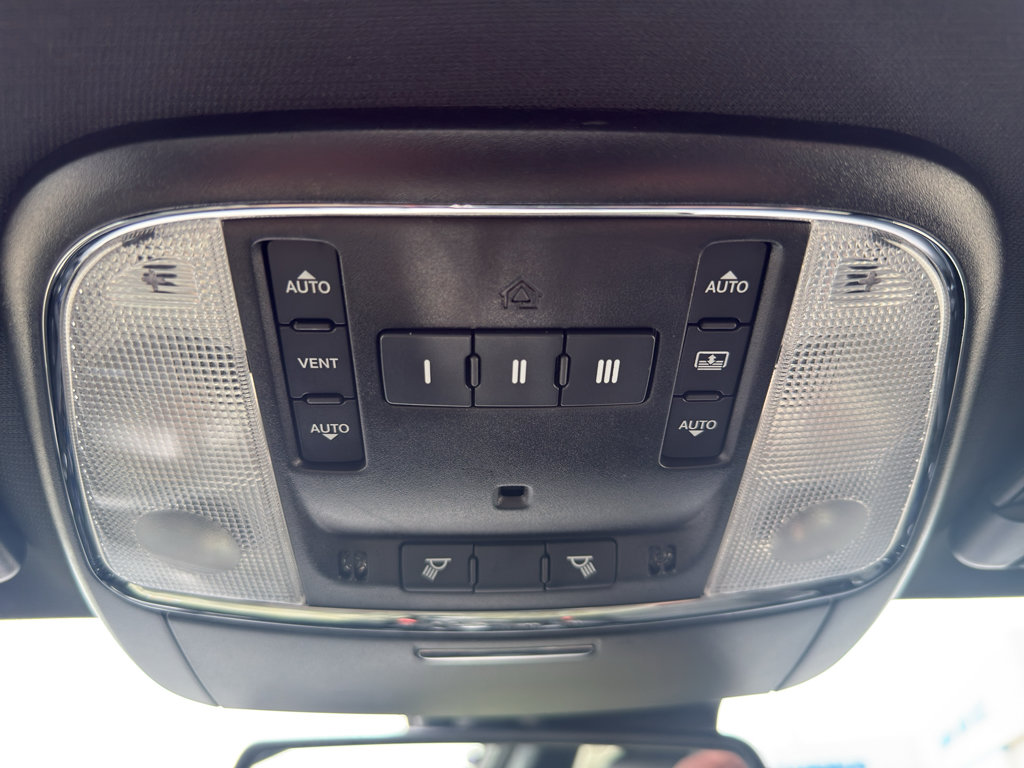 Used 2023 Chrysler 300 S w/ Comfort Group image 23