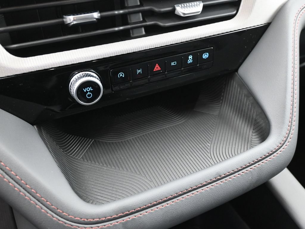 New 2026 Ford Explorer Active RWD image 15