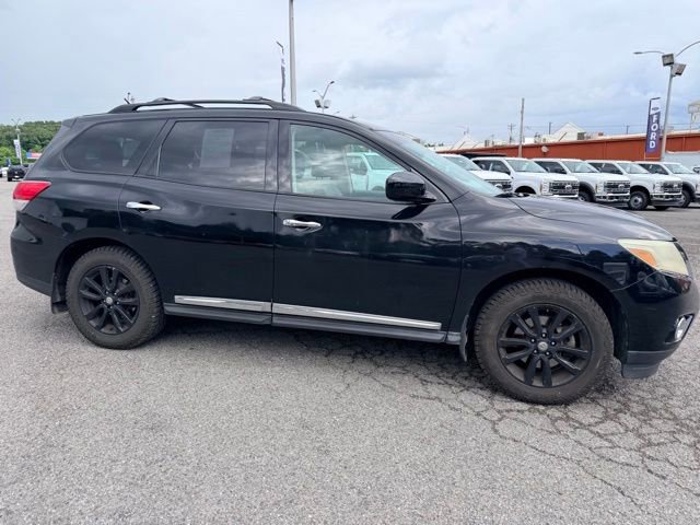 Used 2014 Nissan Pathfinder SL w/ SL Premium Package AWD/4WD image 4