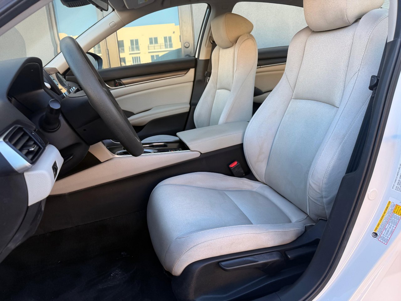 Used 2019 Honda Accord LX image 24