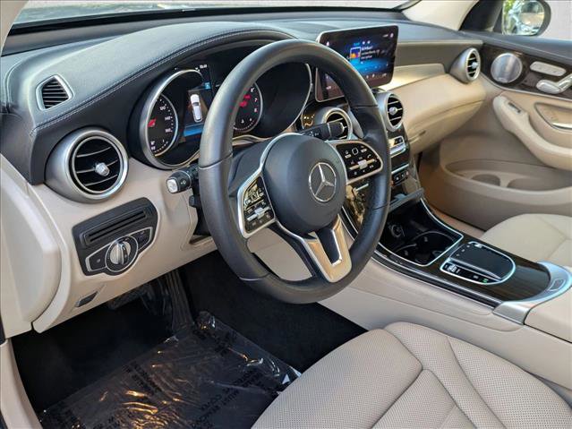 Used 2020 Mercedes-Benz GLC 300 image 10