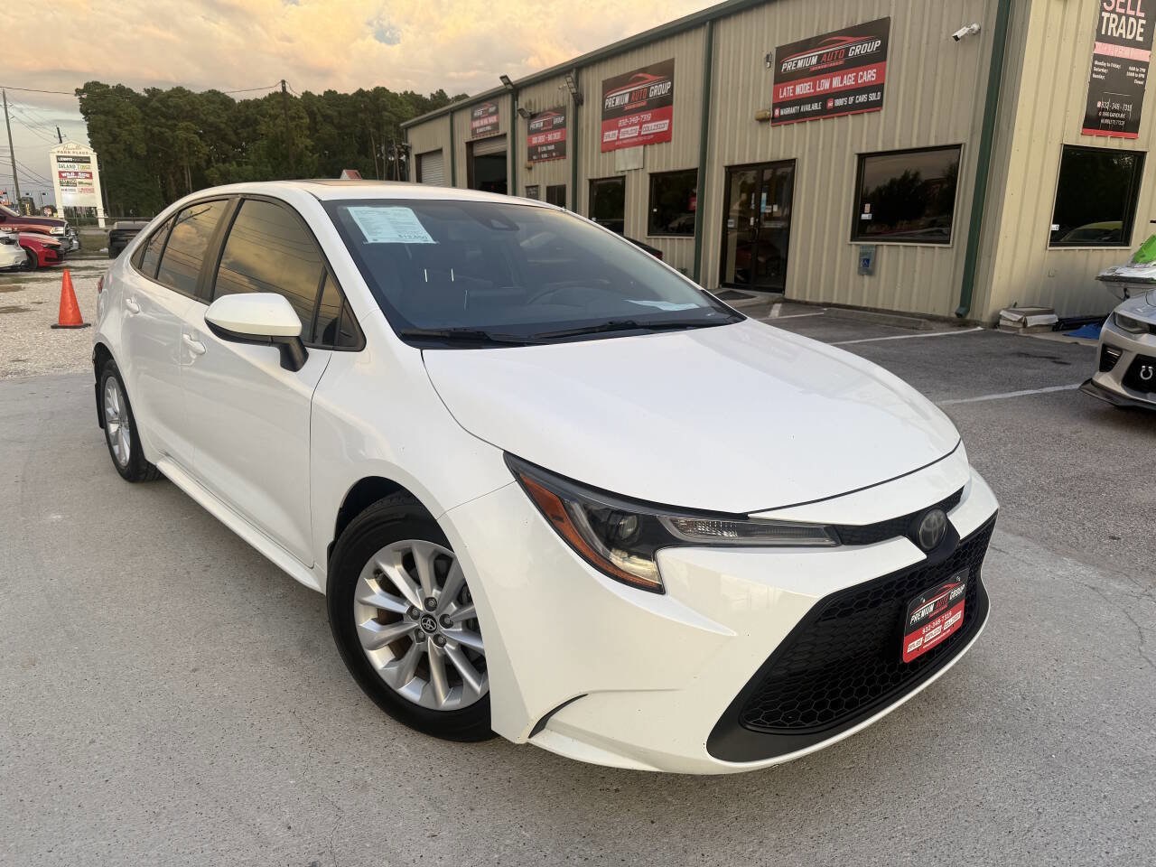 Used 2020 Toyota Corolla LE w/ LE Premium Package