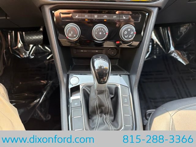 Used 2023 Volkswagen Taos SE FWD image 13