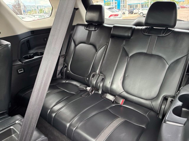 Used 2025 Honda Pilot Touring image 16