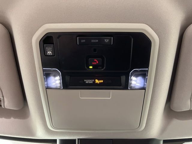 Used 2022 Toyota Tundra SR5 w/ TRD Off-Road Premium Package image 9