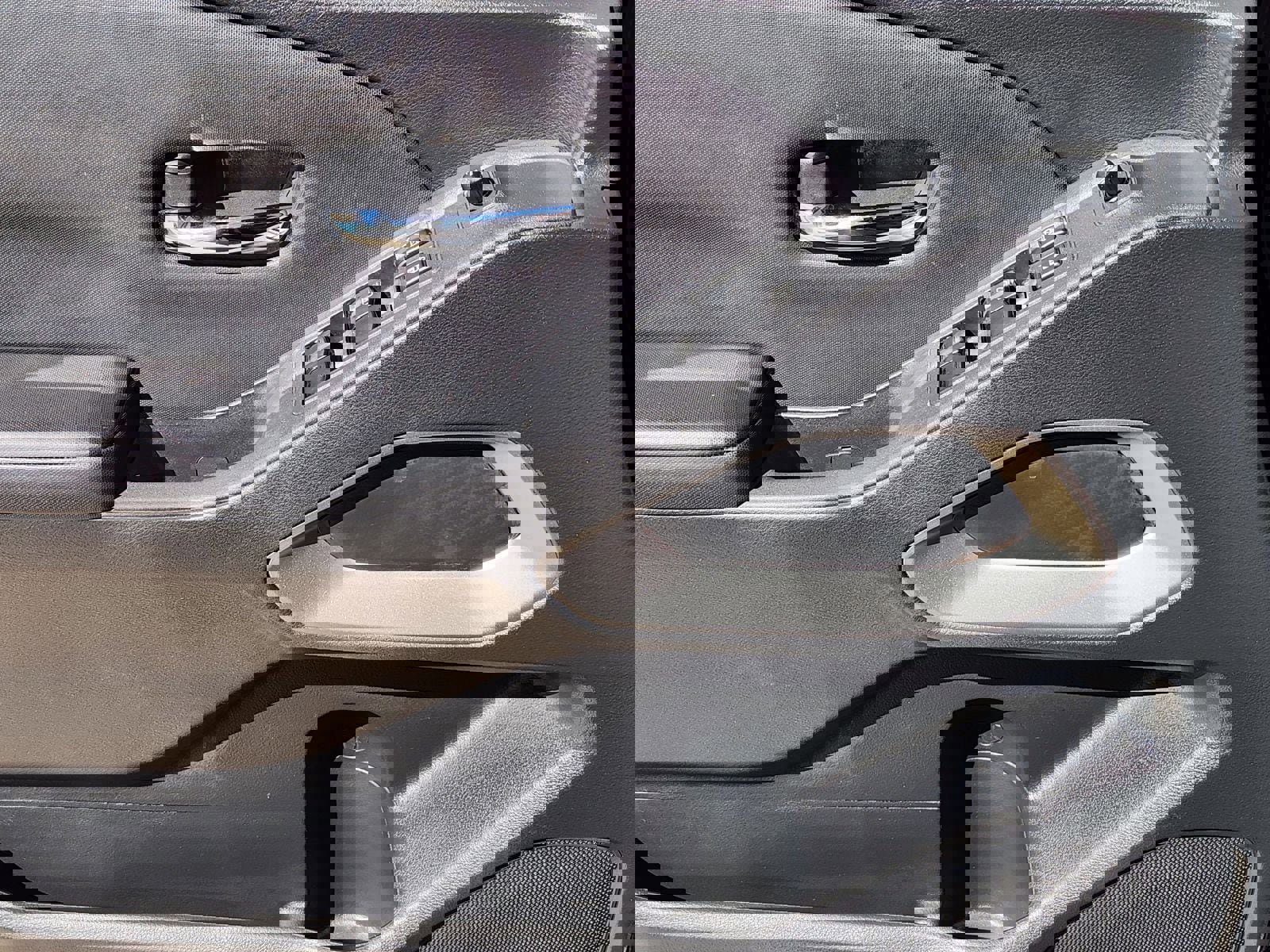 Used 2023 Nissan Frontier SV w/ Technology Package image 32