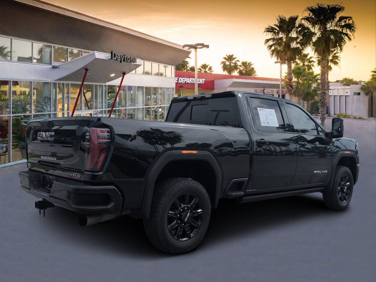 Used 2024 GMC Sierra 2500 AT4 w/ AT4 Premium Plus Package AWD/4WD image 3
