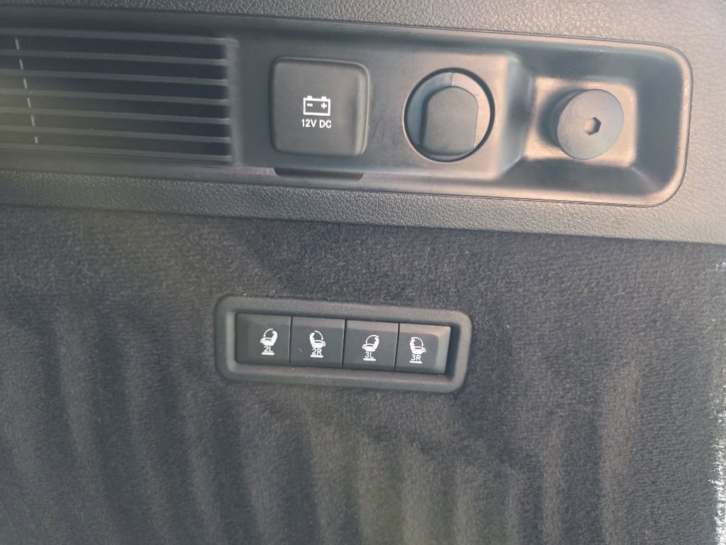 Used 2022 Jeep Grand Wagoneer Series II AWD/4WD image 42