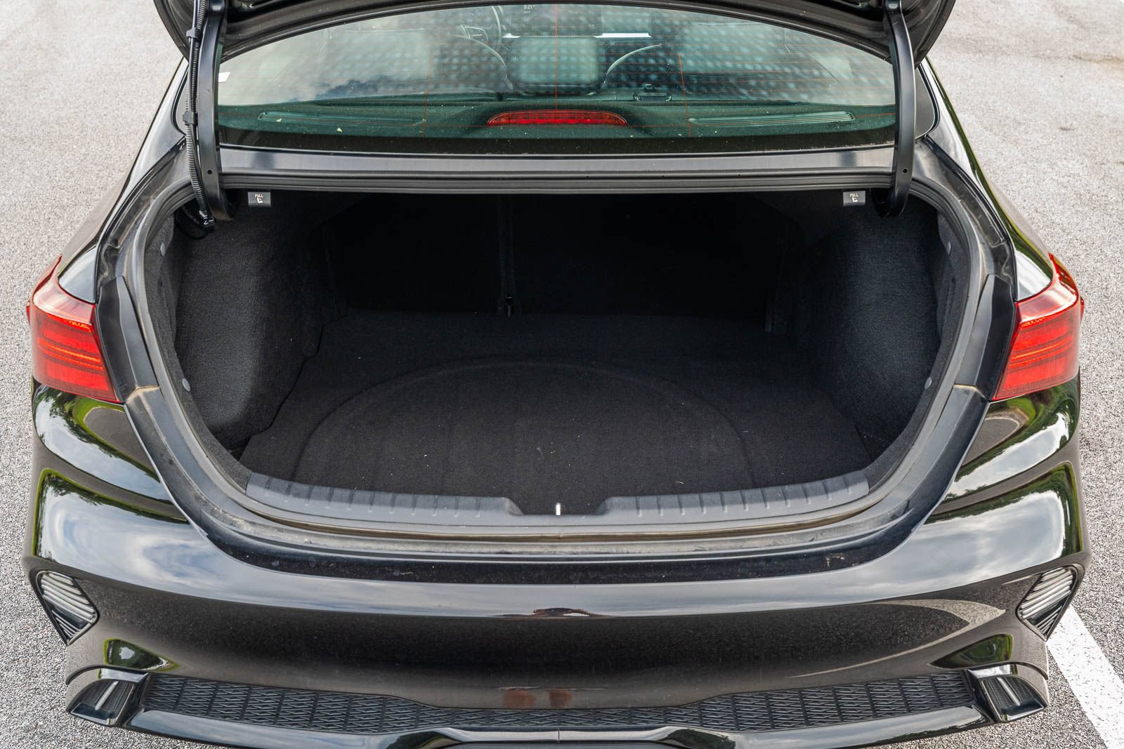 Used 2023 Kia Forte GT-Line w/ GT-Line Technology Package FWD image 19