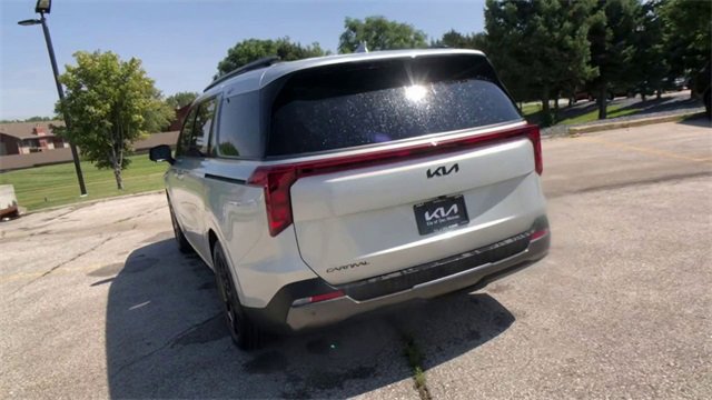 New 2026 Kia Carnival SX image 9