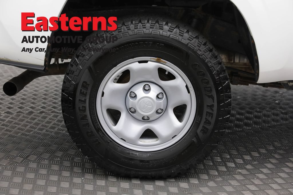 Used 2020 Toyota Tacoma SR RWD image 27