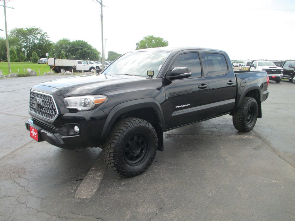 Used 2019 Toyota Tacoma TRD Off-Road AWD/4WD image 10