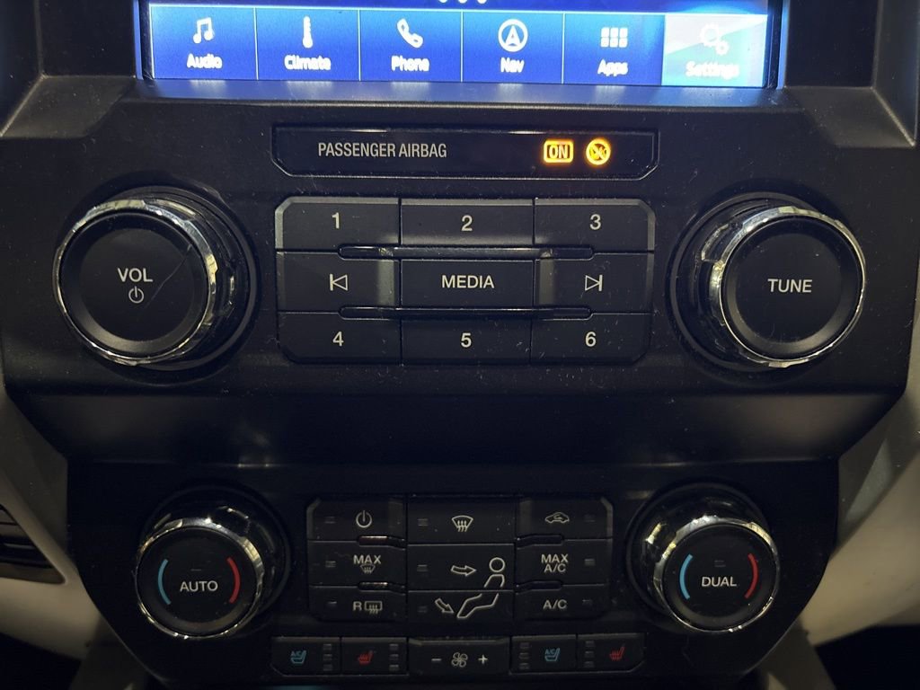 Used 2019 Ford F250 Lariat w/ Lariat Value Package image 35