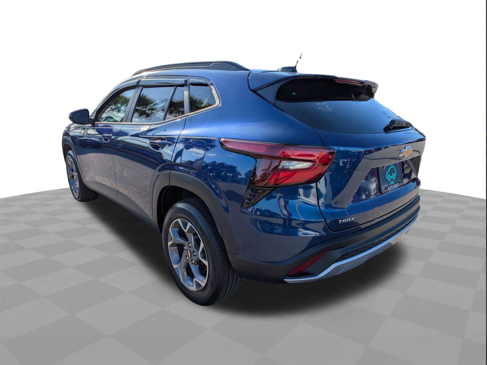 Certified 2024 Chevrolet Trax LT w/ LT Convenience Package image 6