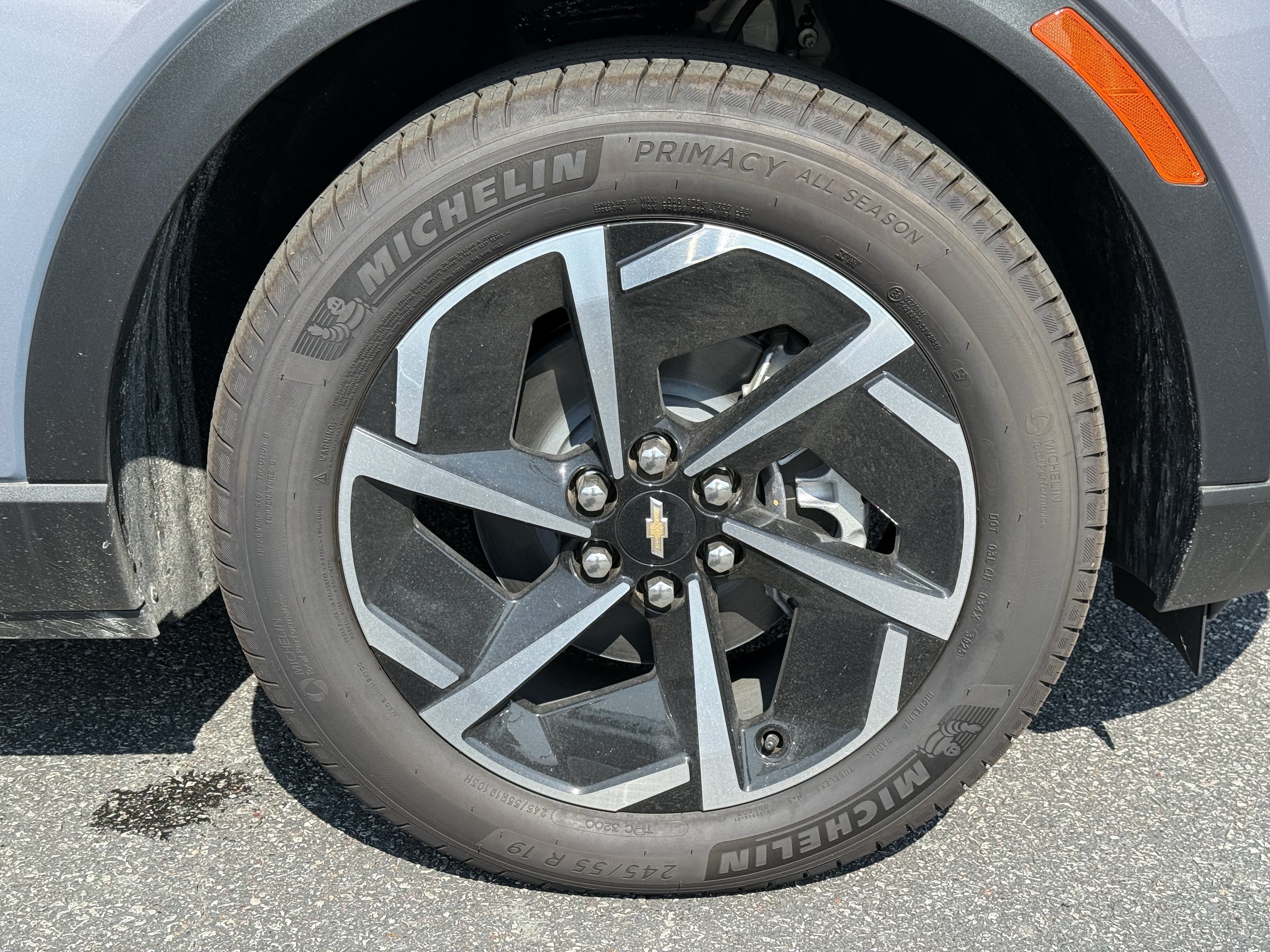 New 2026 Chevrolet Equinox EV LT FWD image 13