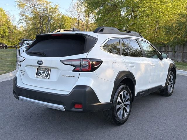 Used 2023 Subaru Outback Limited image 3