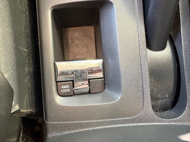 Used 2014 Jeep Patriot Sport image 25