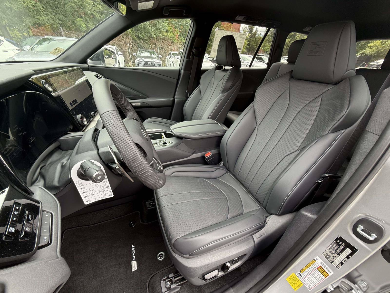 New 2026 Lexus TX 500h AWD w/ Technology Package image 2