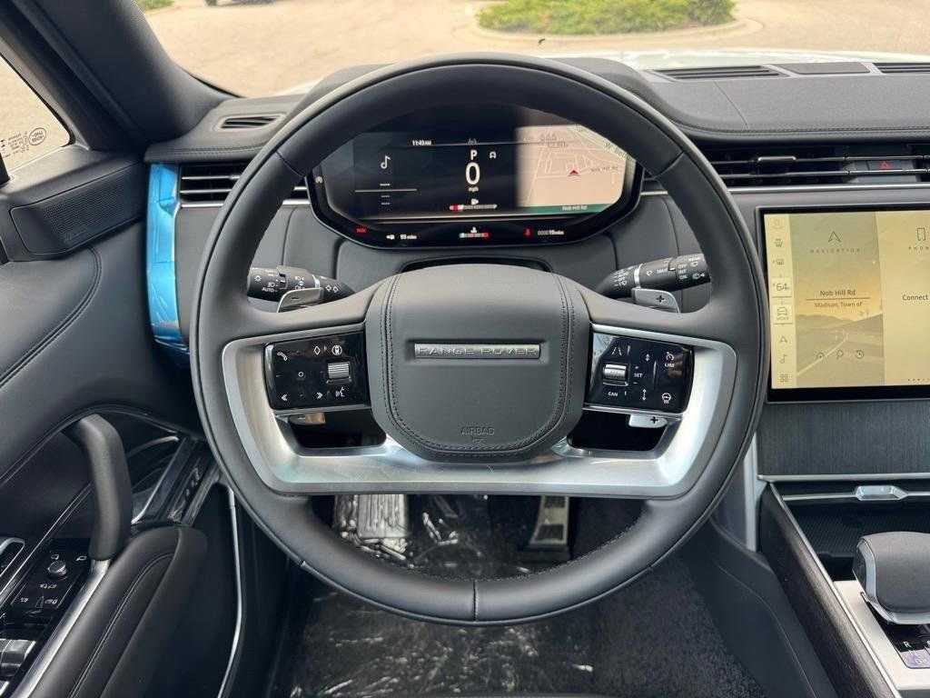 New 2025 Land Rover Range Rover SE image 7