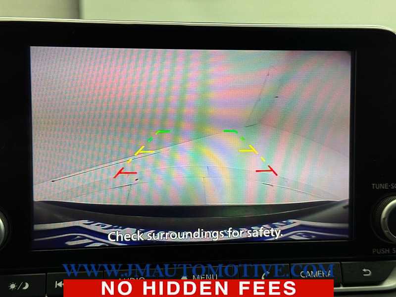 Used 2023 Nissan Rogue SV image 31