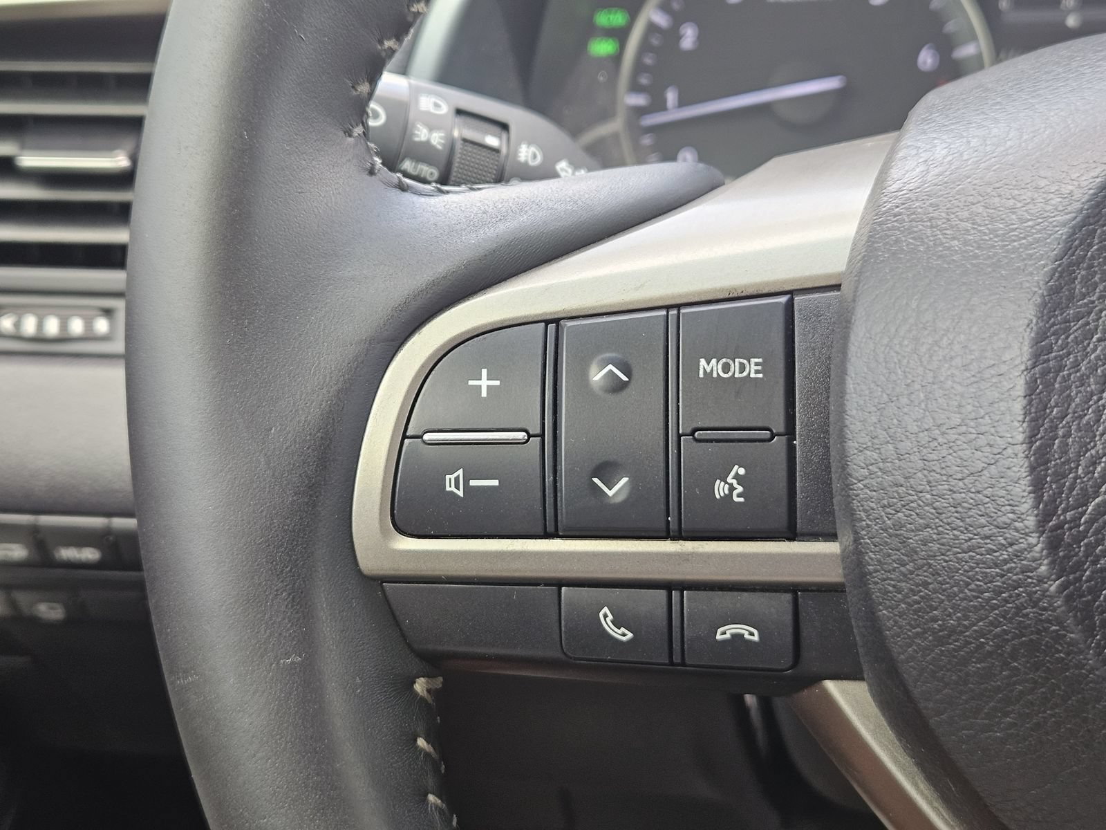 Used 2019 Lexus RX 350 FWD w/ Navigation Package image 26