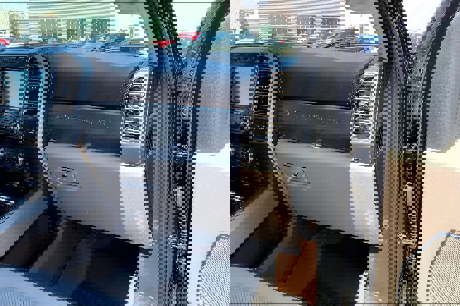 Used 2019 Ford F250 Limited image 19