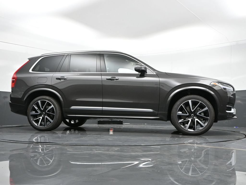 New 2025 Volvo XC90 B6 Plus w/ Protection Package Premier AWD/4WD image 43