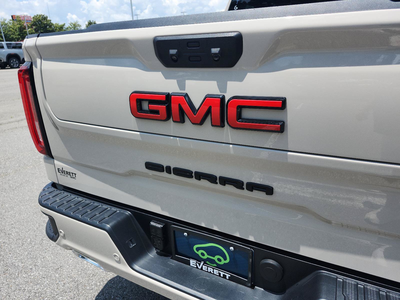 Certified 2026 GMC Sierra 1500 AT4 w/ AT4 Premium Package AWD/4WD image 4