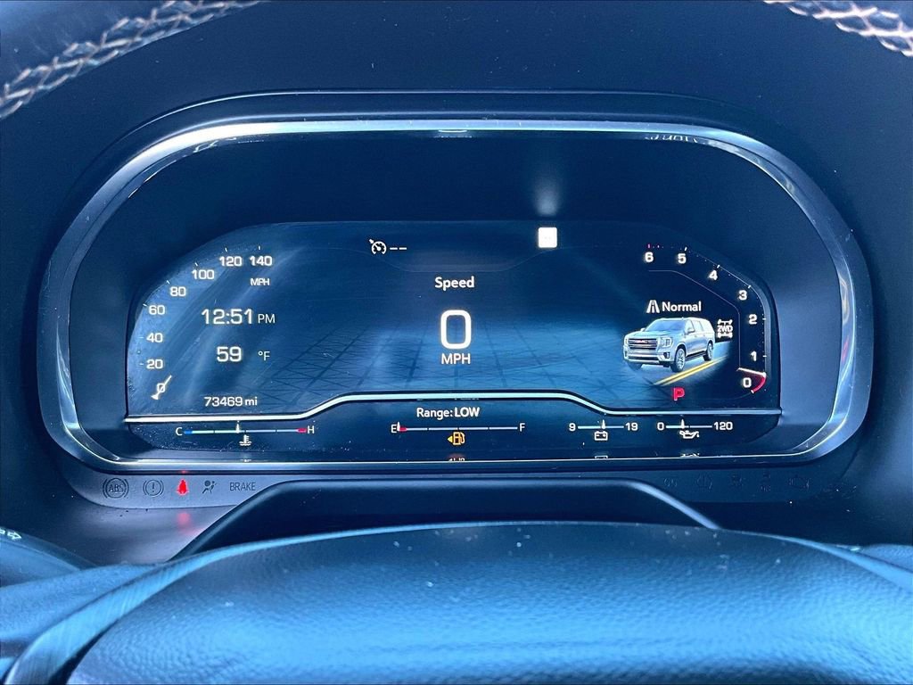 Used 2022 GMC Yukon XL AT4 image 23