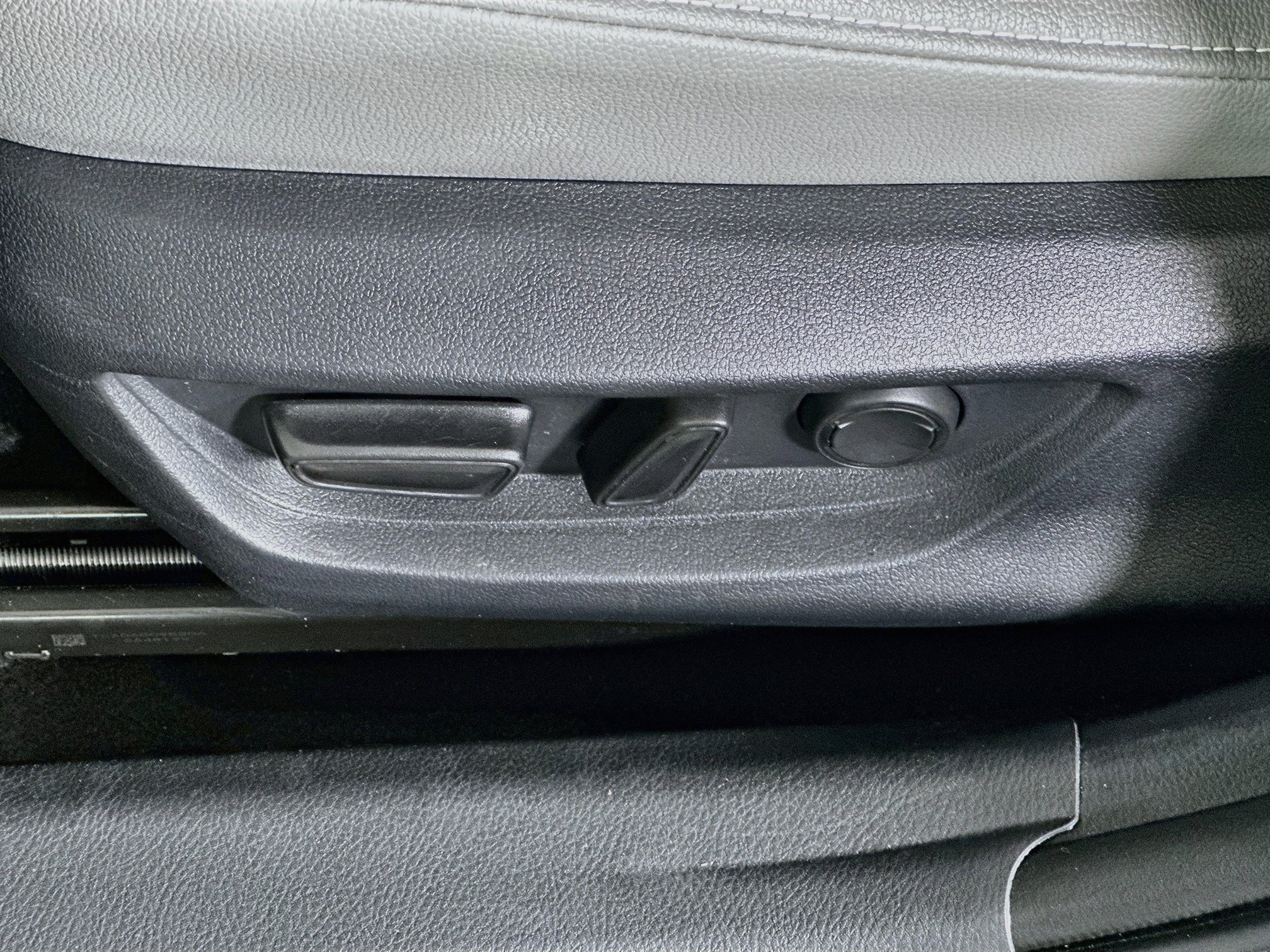 Certified 2026 Toyota Camry SE FWD image 13