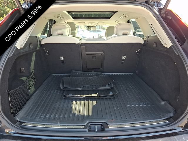 Certified 2023 Volvo XC60 B6 Ultimate w/ Protection Package Premier AWD/4WD image 31