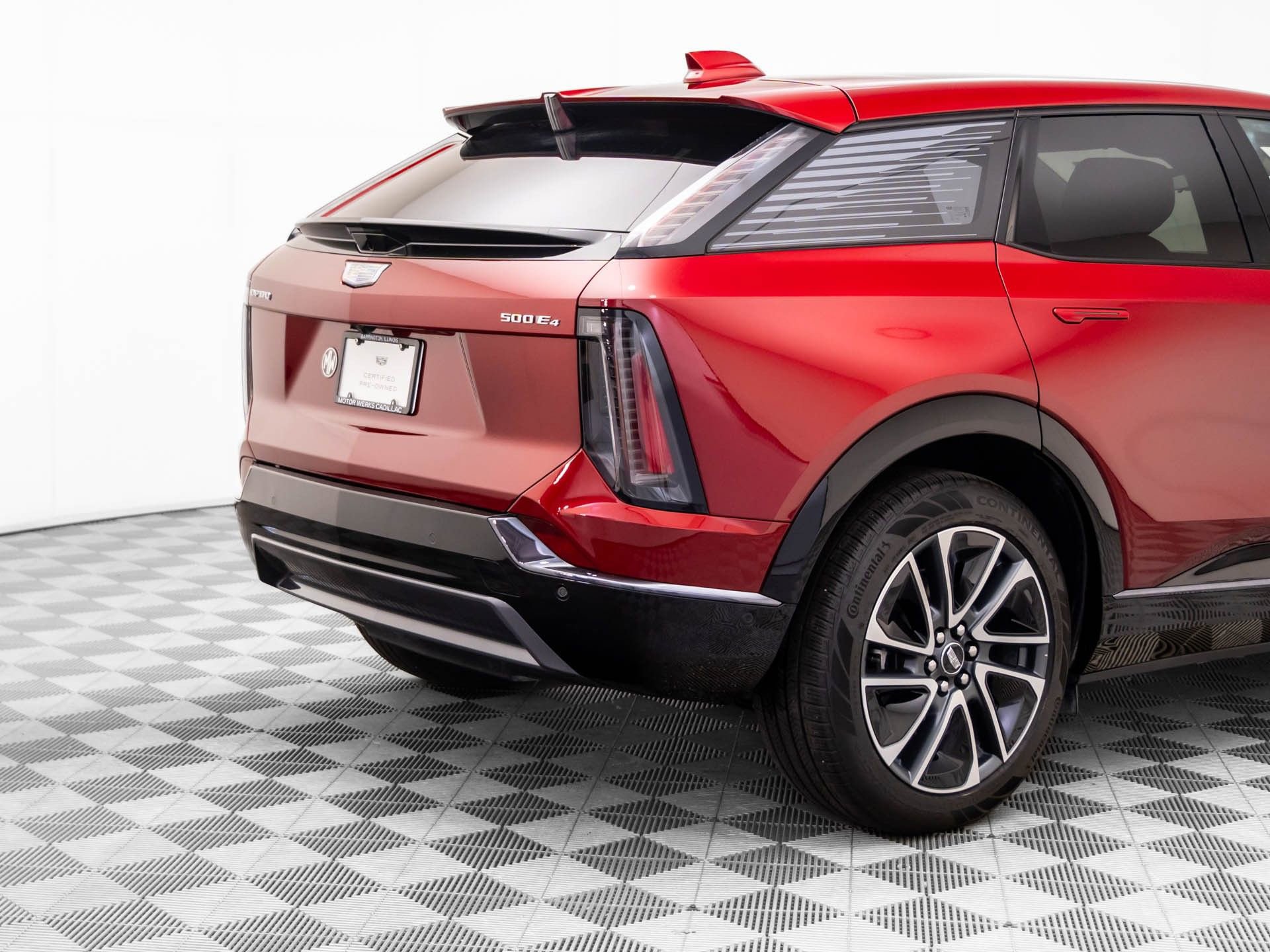 Certified 2025 Cadillac Optiq Sport 2 w/ LPO, Floor Liner Package image 38