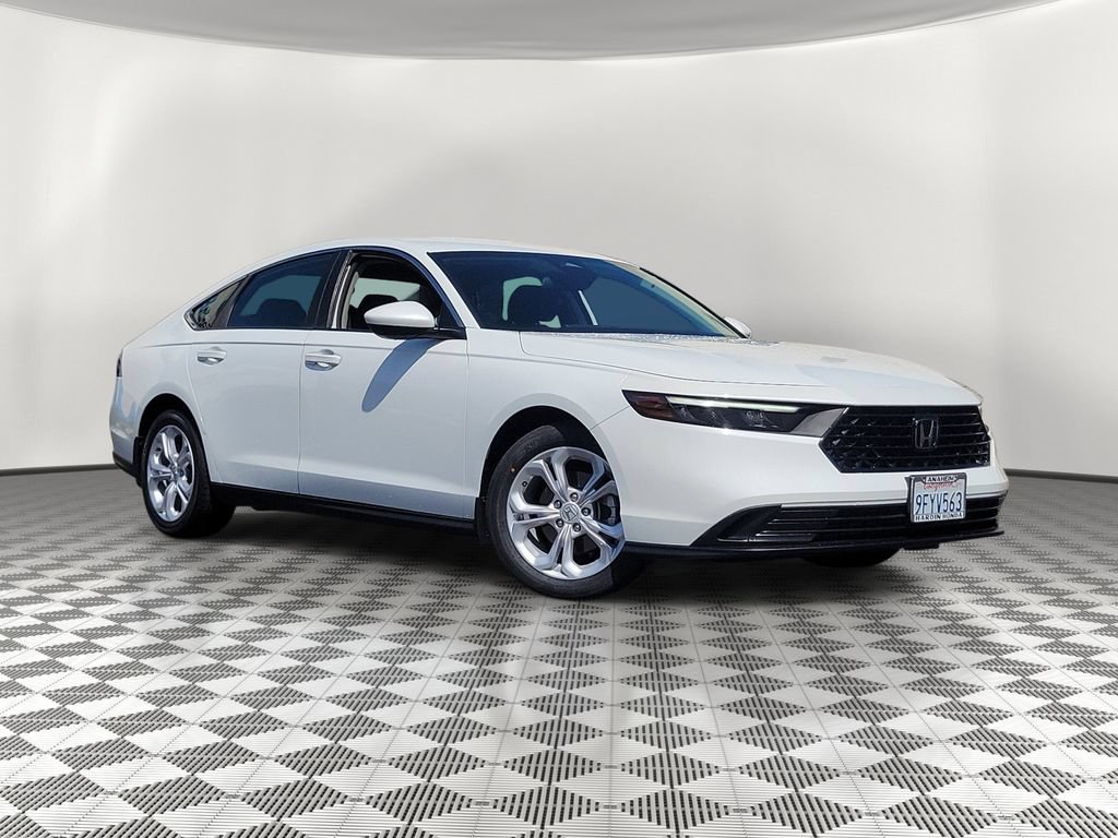 Certified 2023 Honda Accord LX image 2