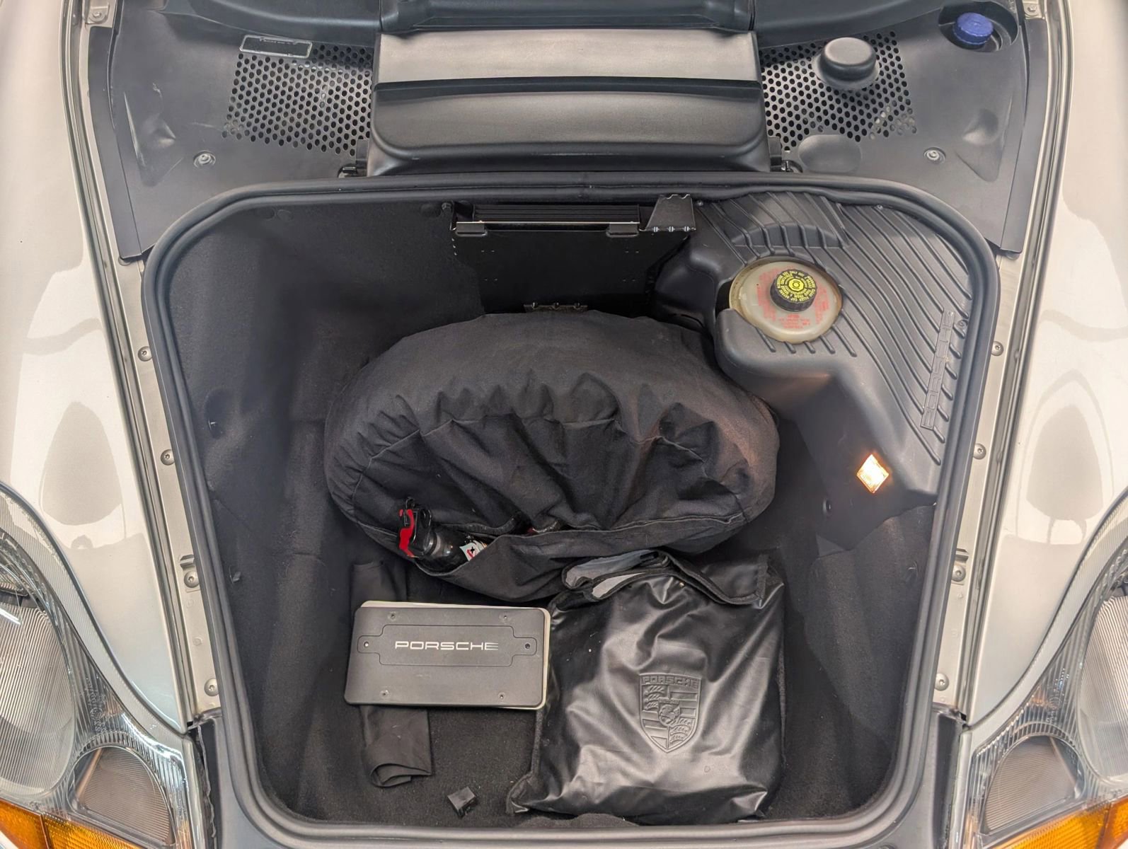 Used 2002 Porsche Boxster S image 18