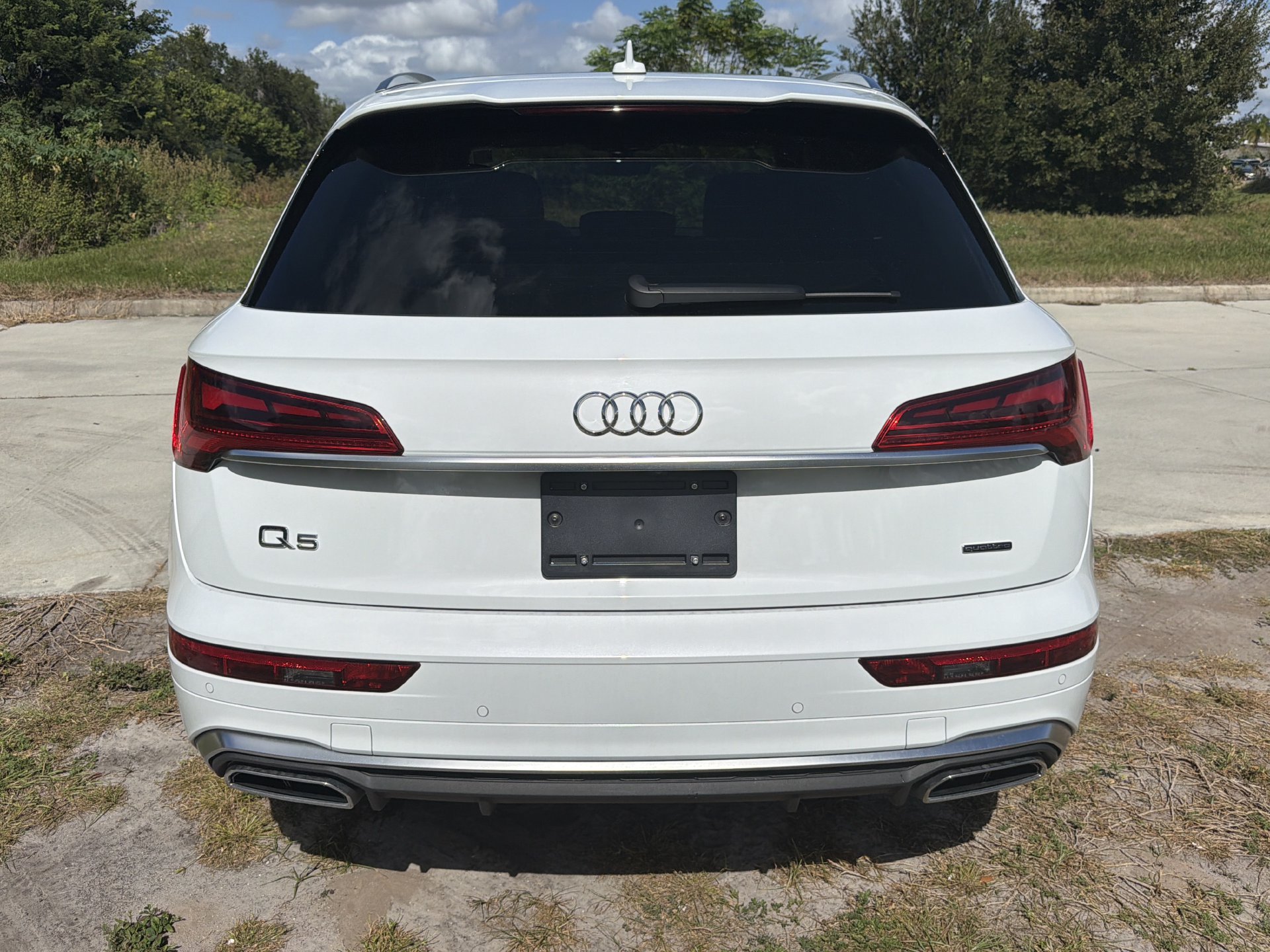 Used 2022 Audi Q5 e Prestige AWD/4WD image 5