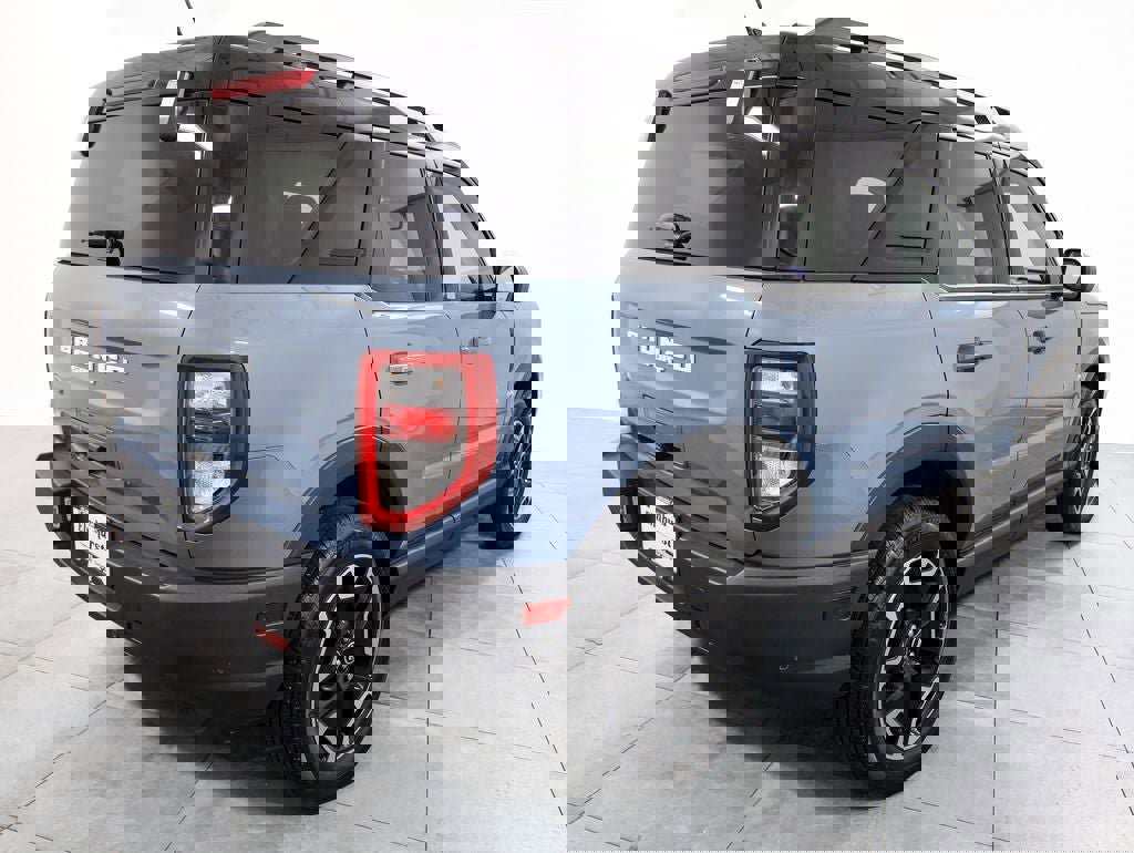 Used 2024 Ford Bronco Sport Outer Banks image 6