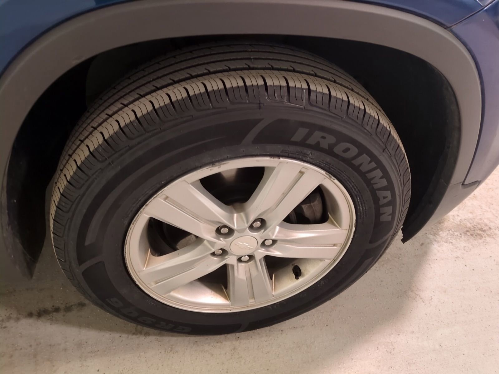 Used 2019 Chevrolet Trax LT w/ LT Convenience Package image 2