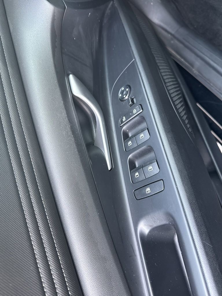 Used 2023 Hyundai Elantra SEL w/ Convenience Package FWD image 23