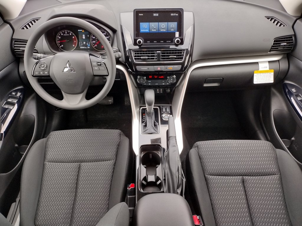 New 2026 Mitsubishi Eclipse Cross LE AWD/4WD image 4
