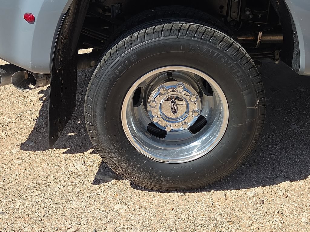 New 2026 Ford F350 Lariat AWD/4WD image 13