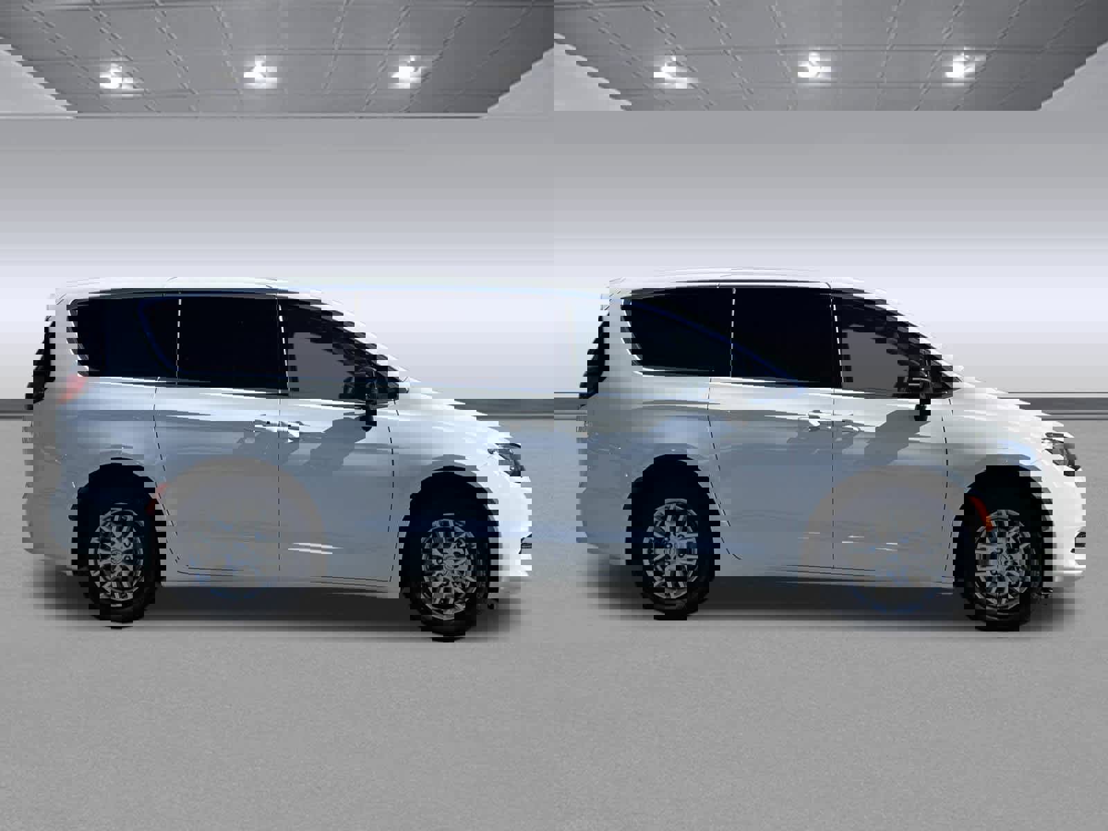 New 2026 Chrysler Voyager LX image 8